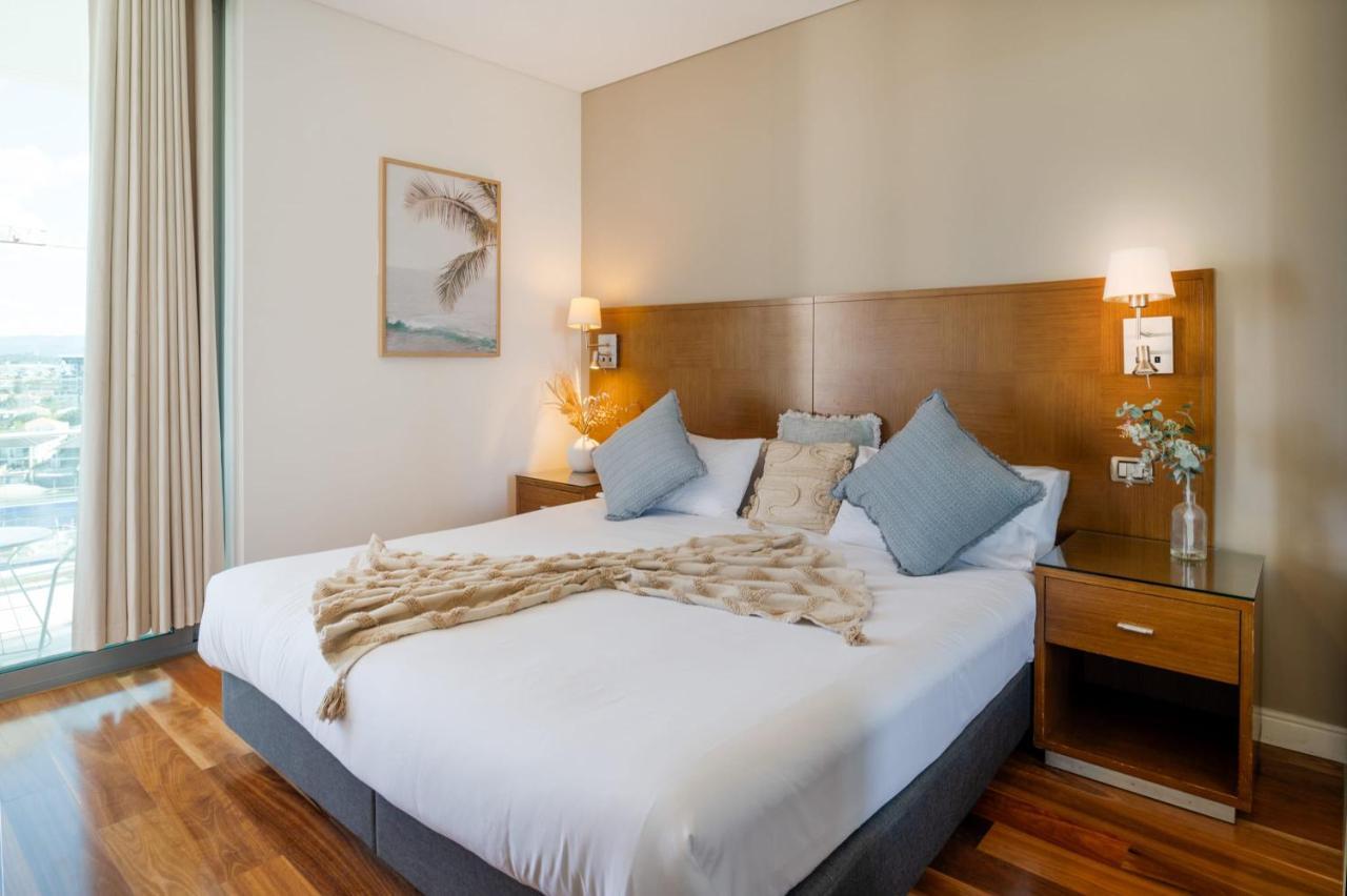 1br Sky Rise Surfers Stunner * Gold Coast