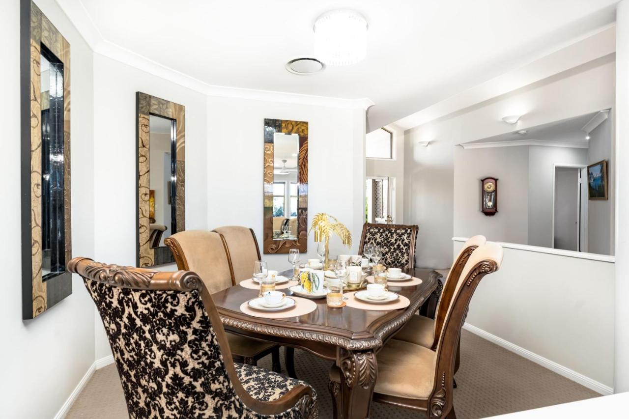 Panarama Waterview! Waterfront Luxury Heave In Gc Gold Coast