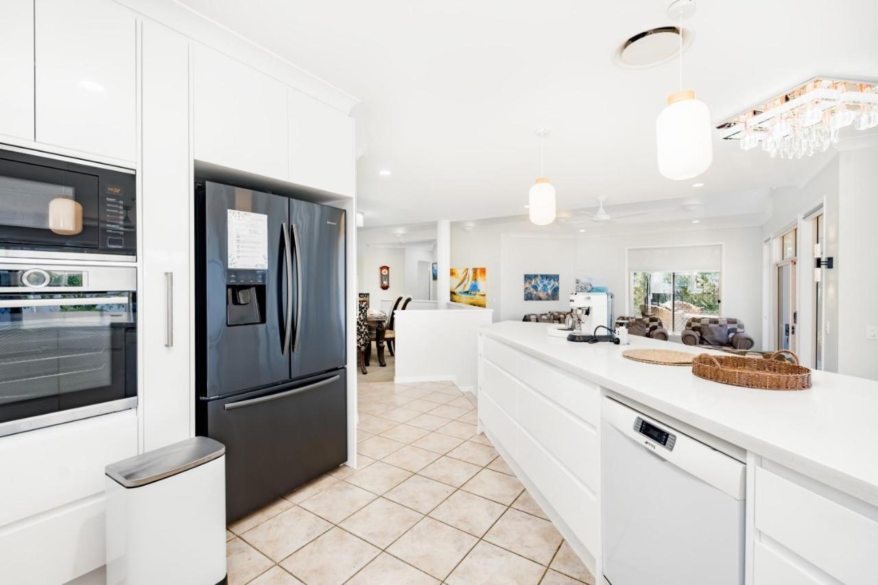 Holiday home Panarama Waterview! Waterfront Luxury Heave In Gc Gold Coast