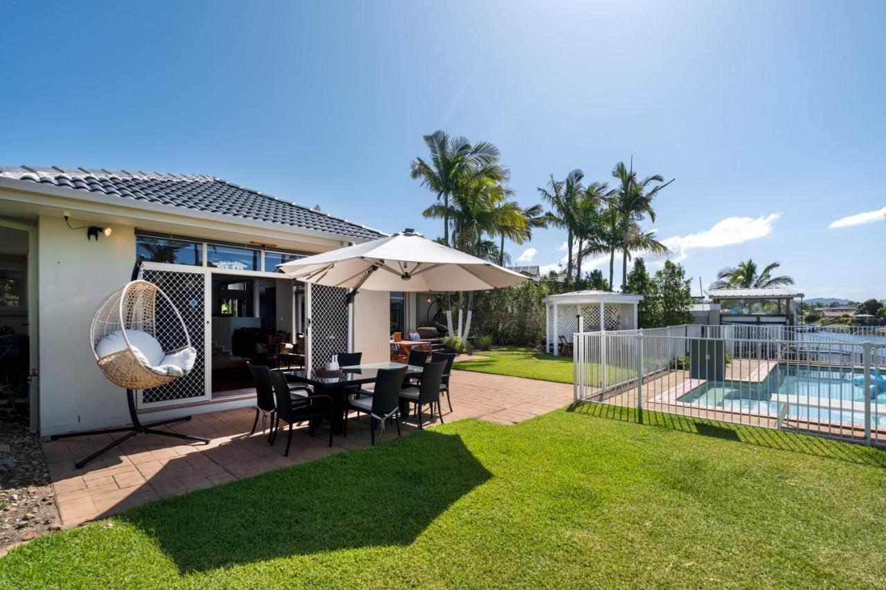 Panarama Waterview! Waterfront Luxury Heave In Gc