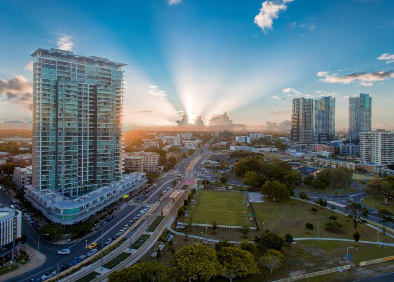 Sophisticated 1 Bedroom Apartment! Apartment Gold Coast