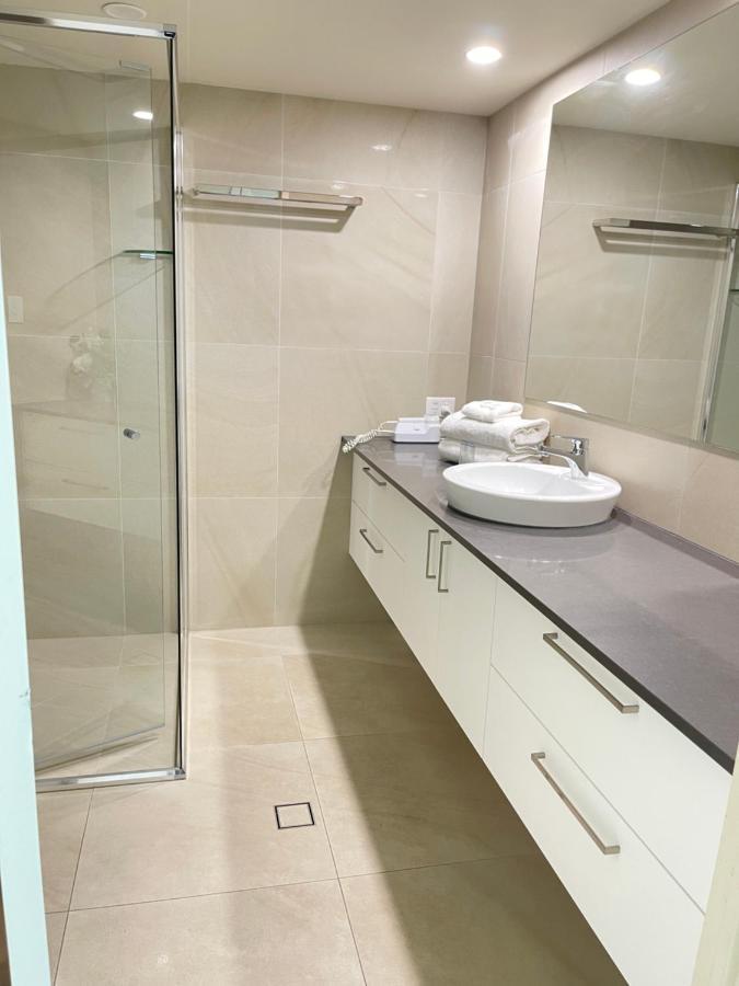 Mantra 2 Bed 2 Bath 127m2 With Ocean View Apartment Gold Coast