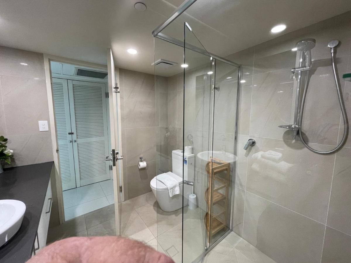 Mantra 2 Bed 2 Bath 127m2 With Ocean View Apartment Gold Coast