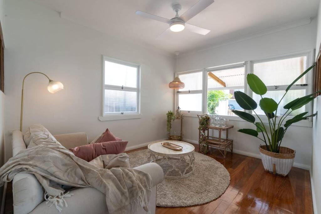 Boho Lux Burleigh Apartment Gold Coast