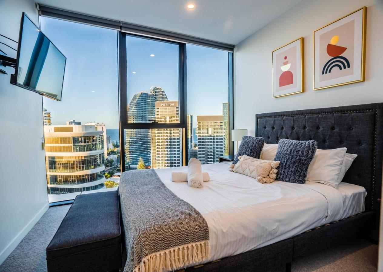 2 Bedroom Luxurious Family Next To Pacific Fair - Broadbeach Gc22 Apartamento *
