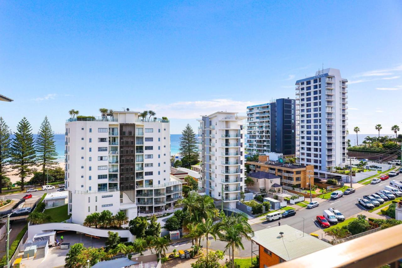 Rainbow Commodore Coolangatta Gold Coast