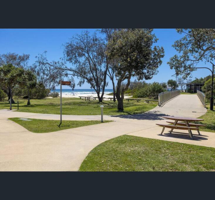Entire Guest - Is 1 And Half Km - Pets Welcome Guest house