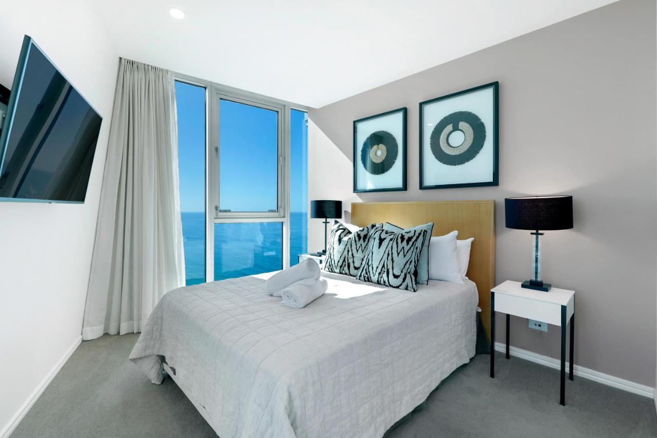 Hilton Panoramic Oceanview Sub-penthouse