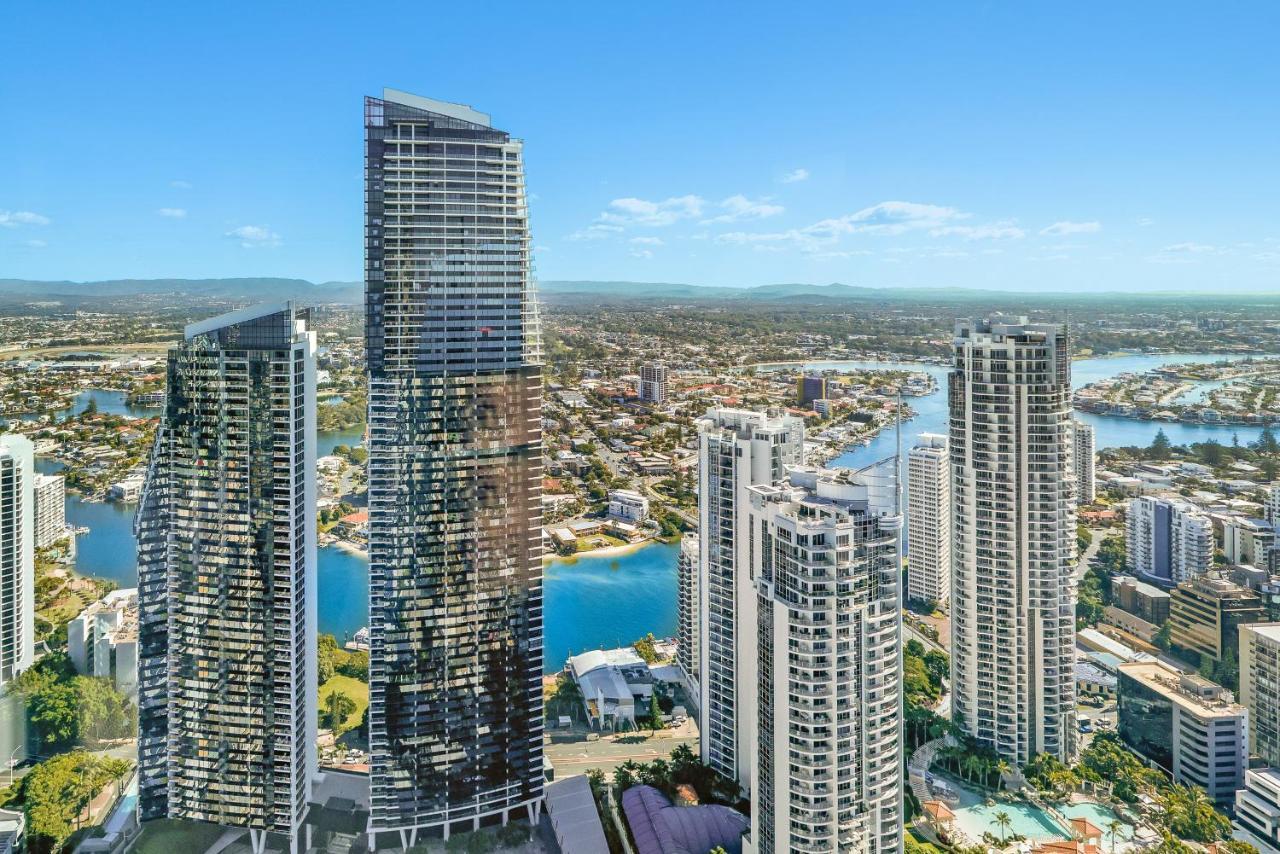 Hilton Panoramic Oceanview Sub-penthouse Apartment *