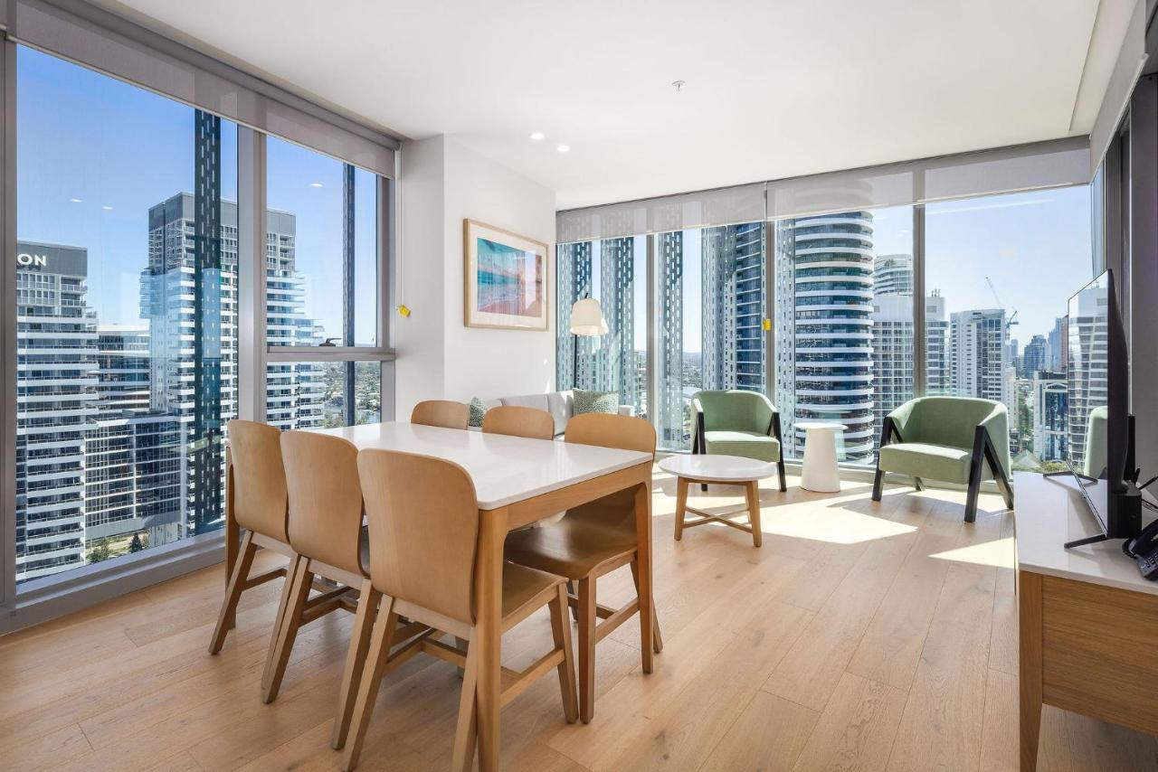 Ultiqa Signature At Broadbeach Apartment *