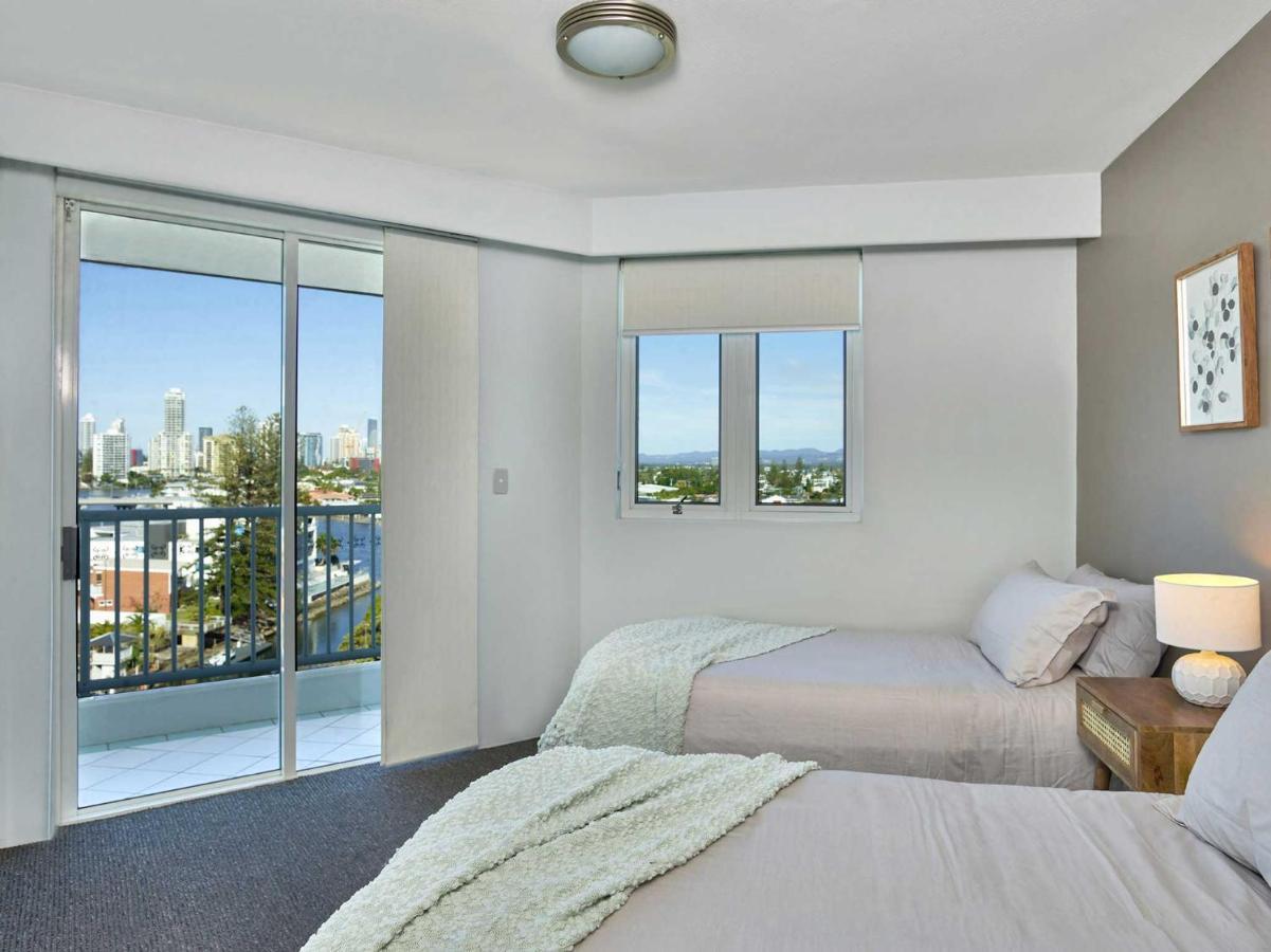 Quiet Location Close To It Gold Coast