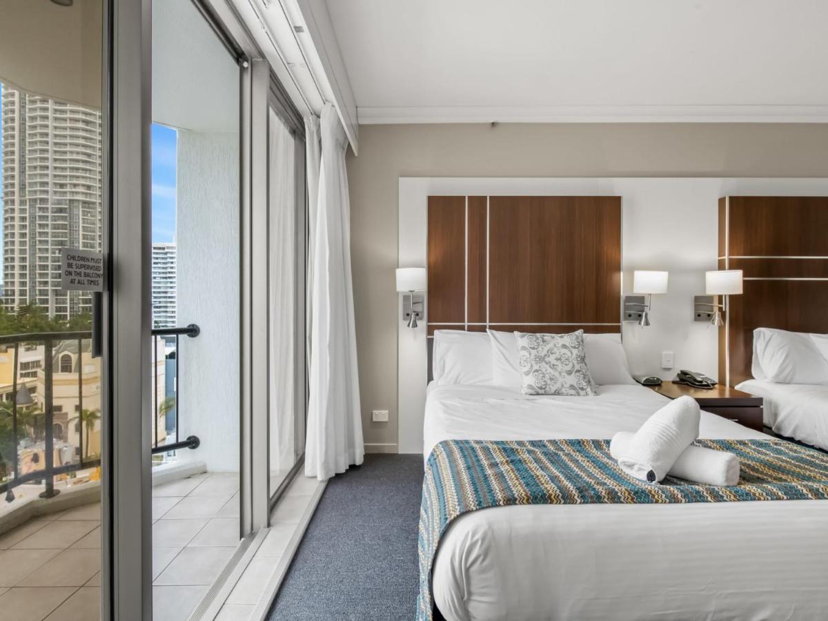 Amazing With Views At Prime Location