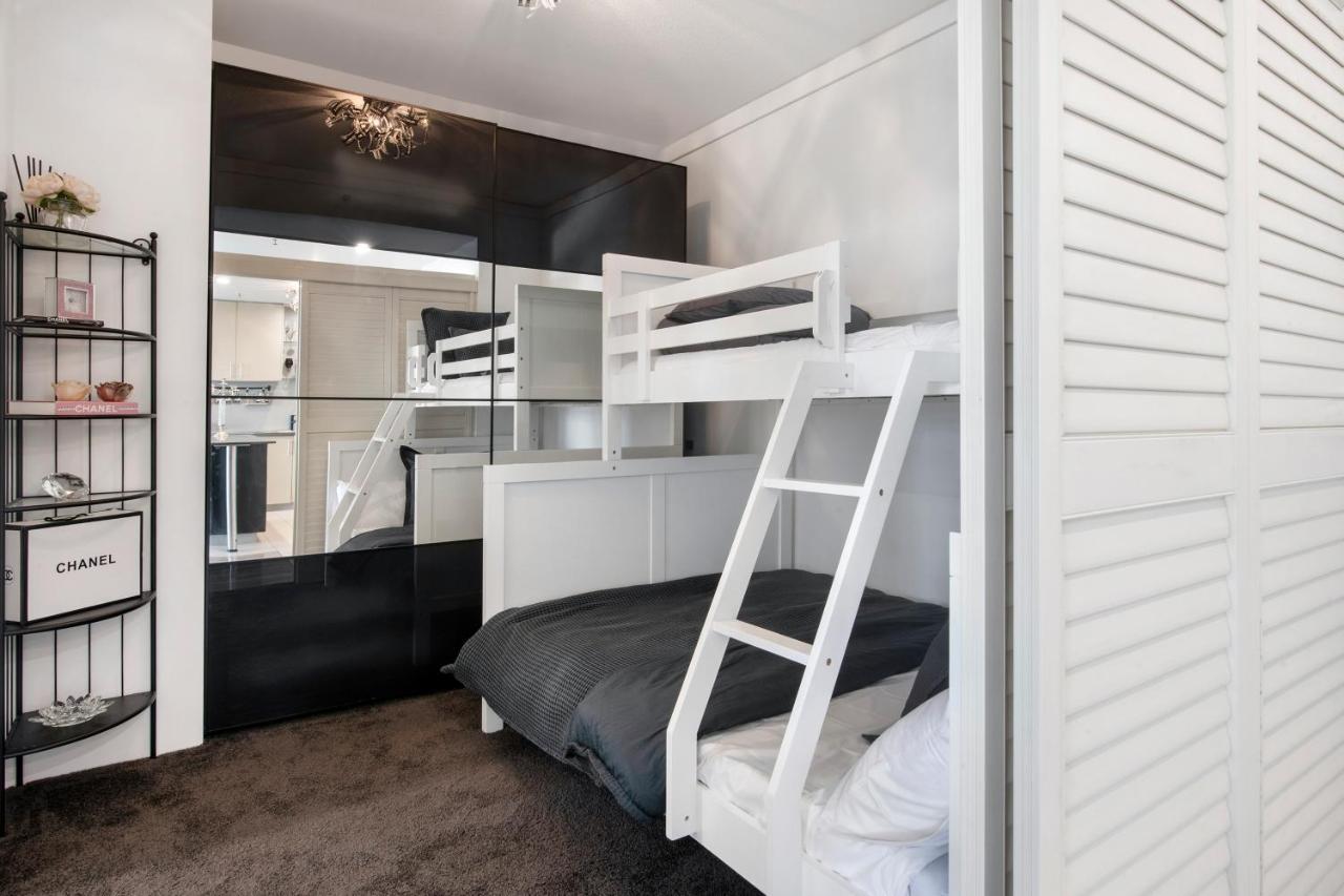 Apartment Couture Comfort - Luxe Chanel Themed