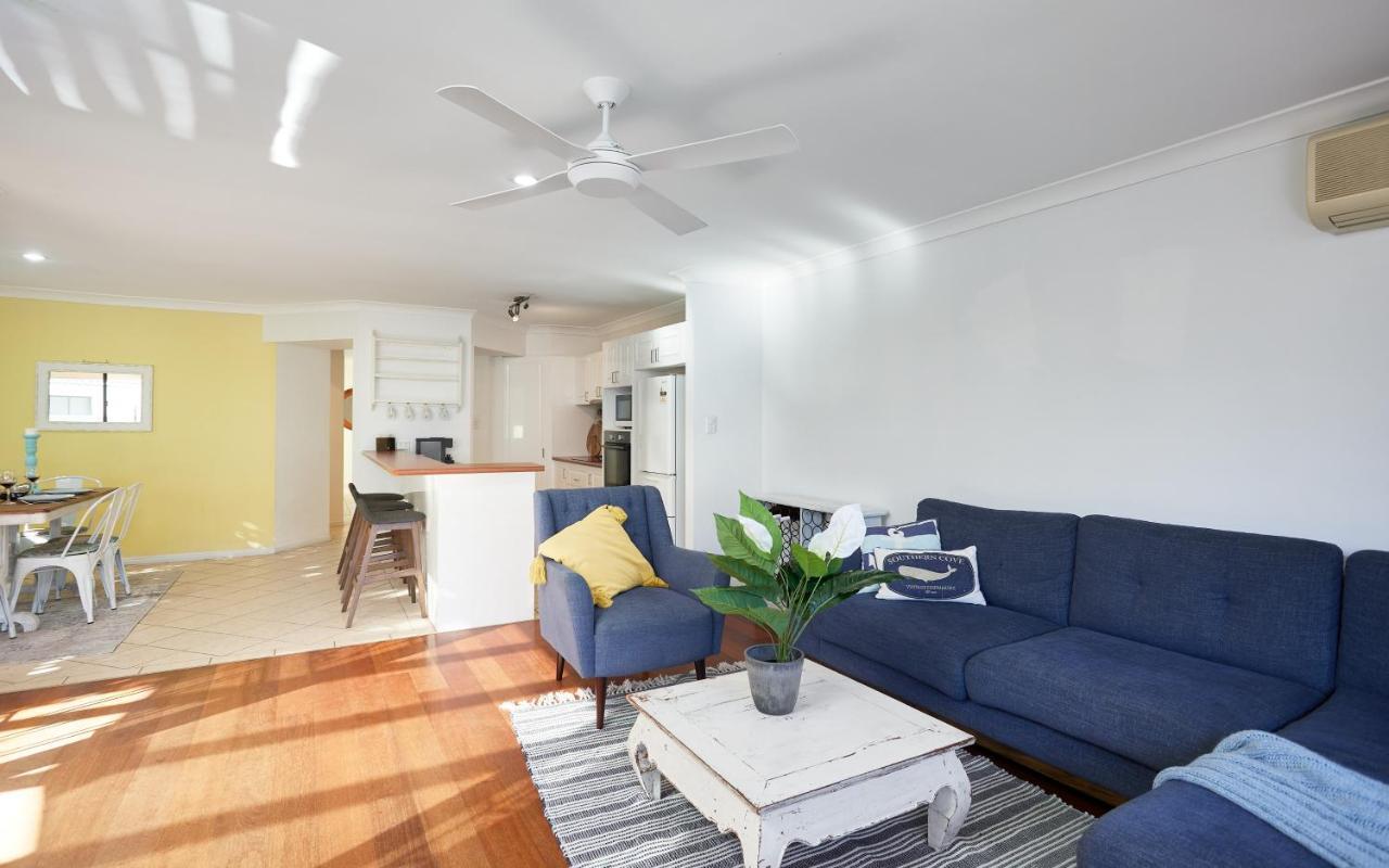 Large, Light, Dog Friendly 600m To Burleigh