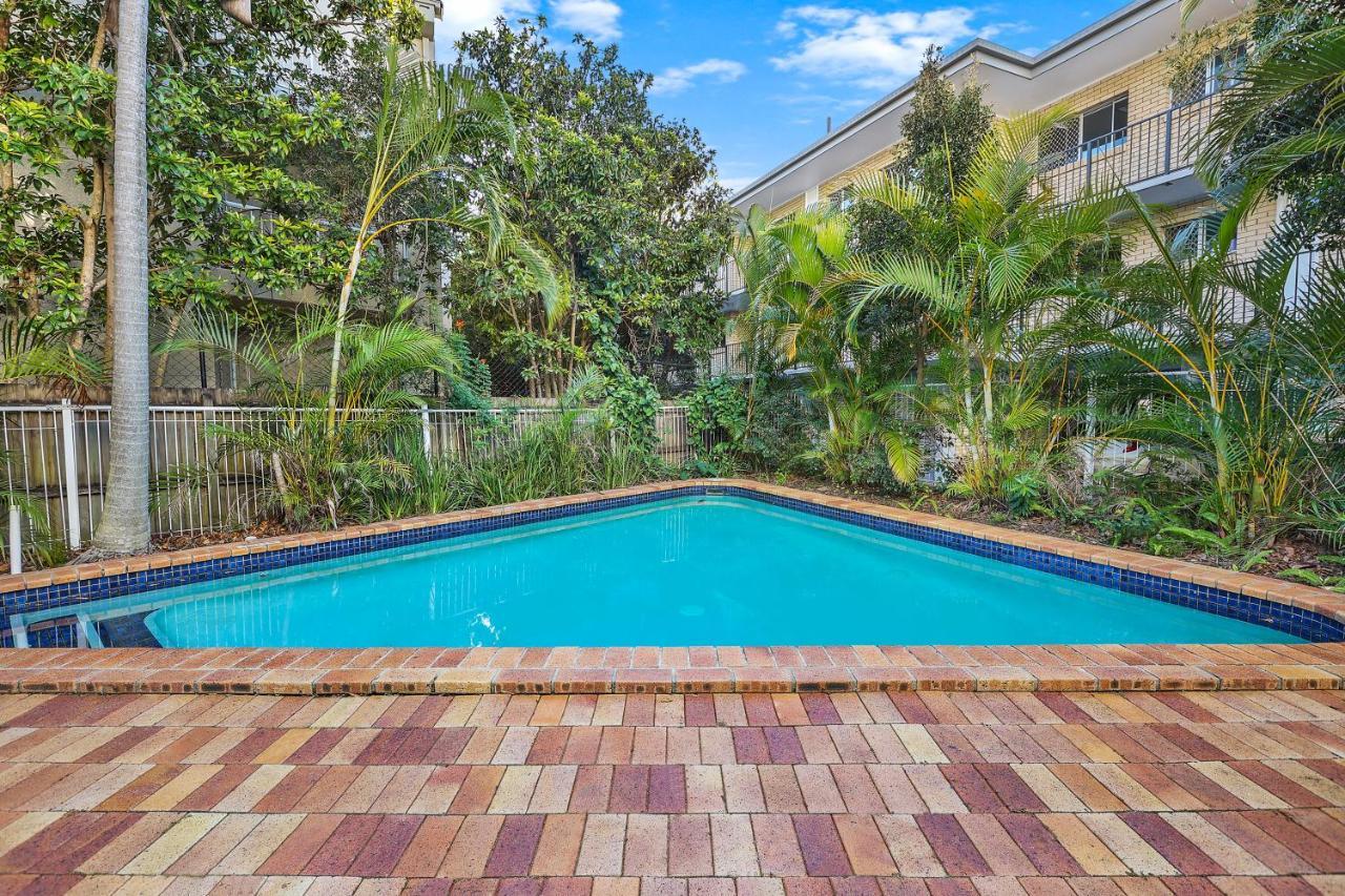 Apartamento Private Rooftop, 2-storey Surfers Paradise With Pool Near Beach!