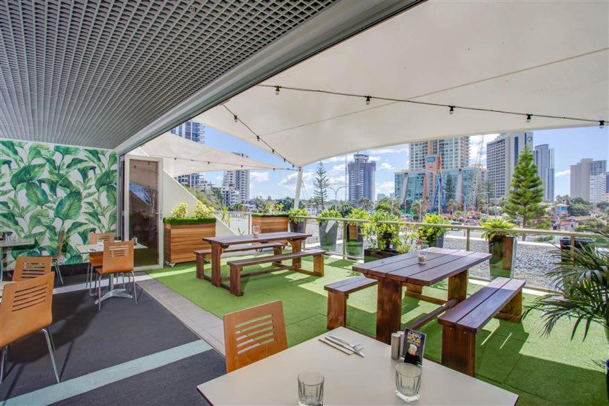 Amazing With Views At Prime Location Apartment *