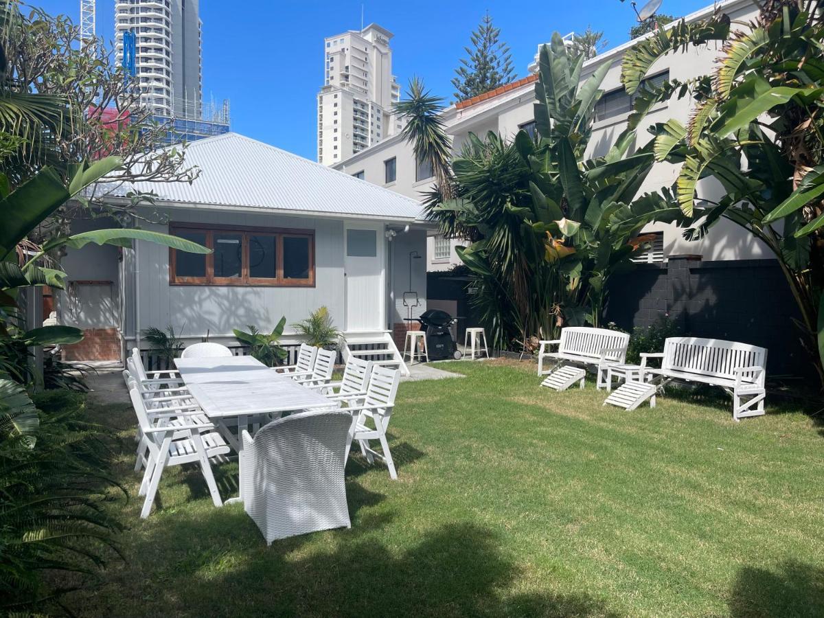 House 100ms To Freshly Renovated New Appliances