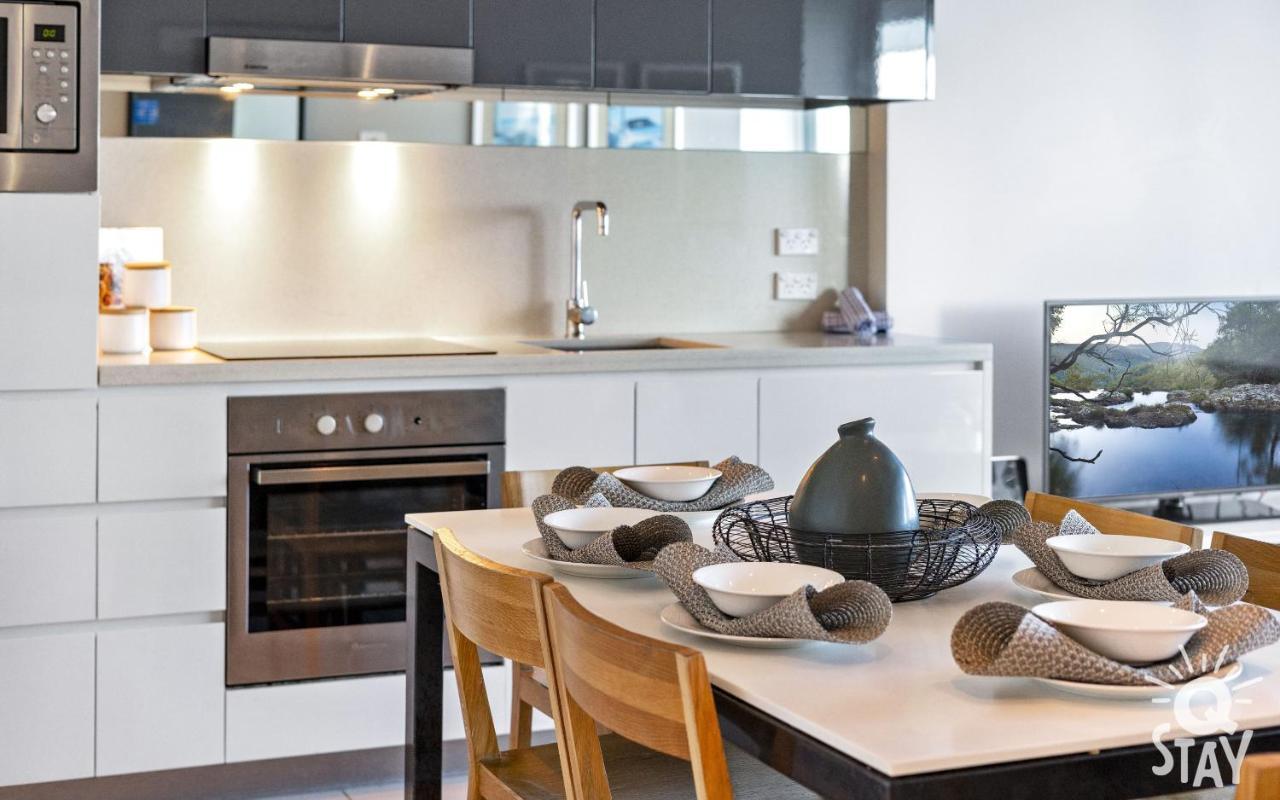 H Residences - Qstay