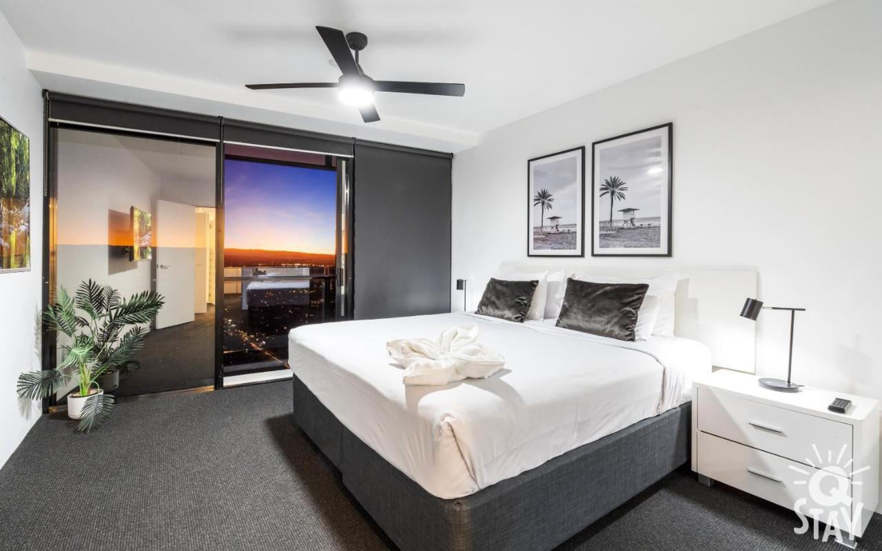 Apartment Kids Free In Hinterland View 1 Bedroom Spa At Circle On Cavill - Q Gold Coast