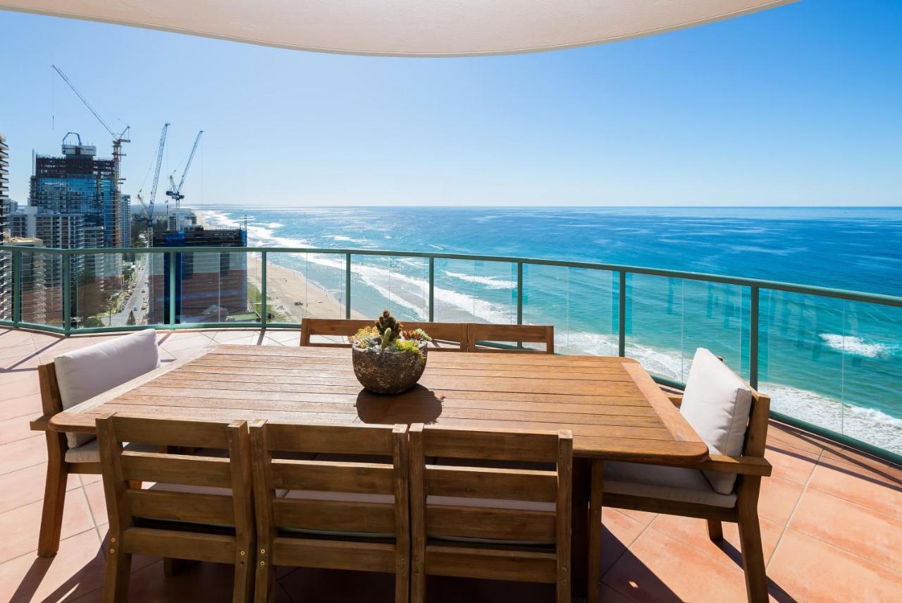 Resort The Waterford On Main Gold Coast