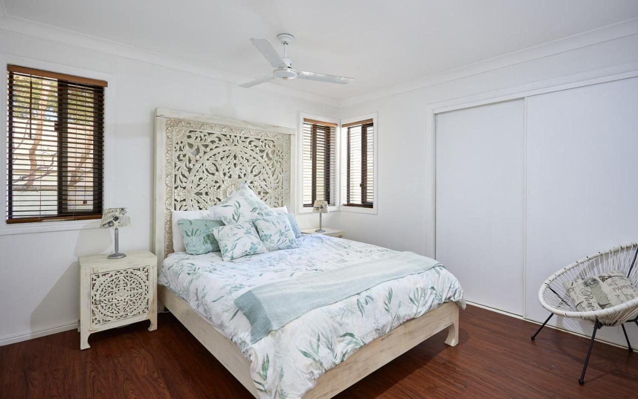 Holiday home Large, Light, Dog Friendly 600m To Burleigh *