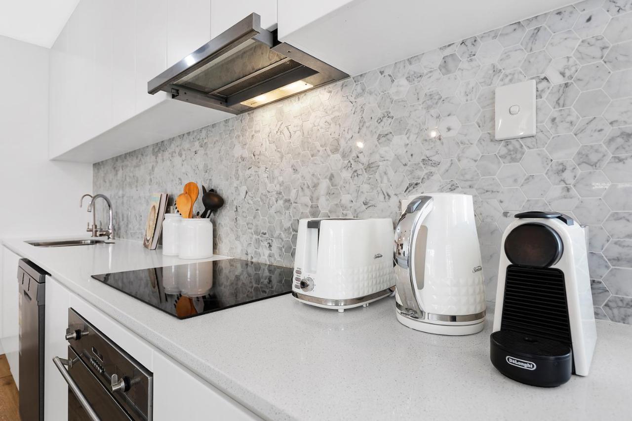 Private Rooftop, 2-storey Surfers Paradise With Pool Near Beach! Apartamento *