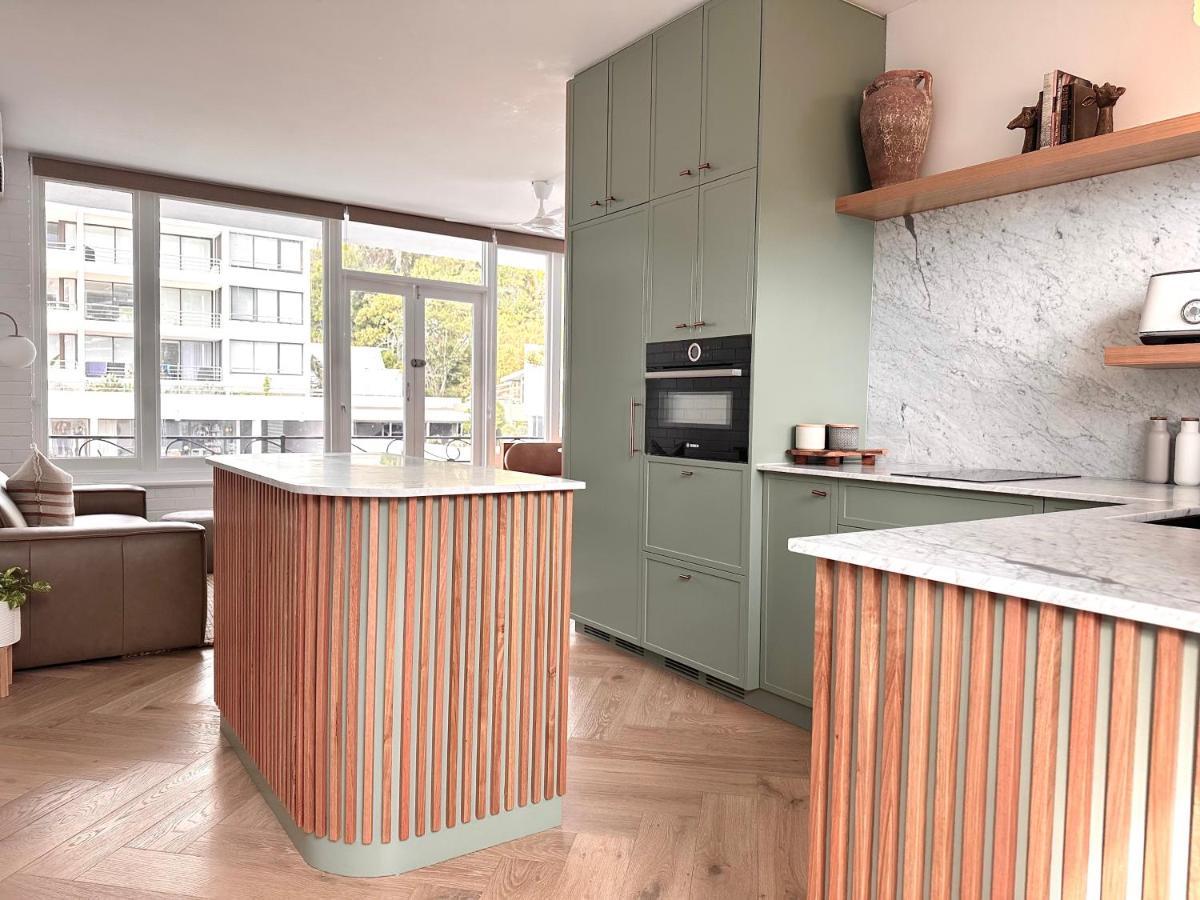 Houston Beachfront Apartment Gold Coast