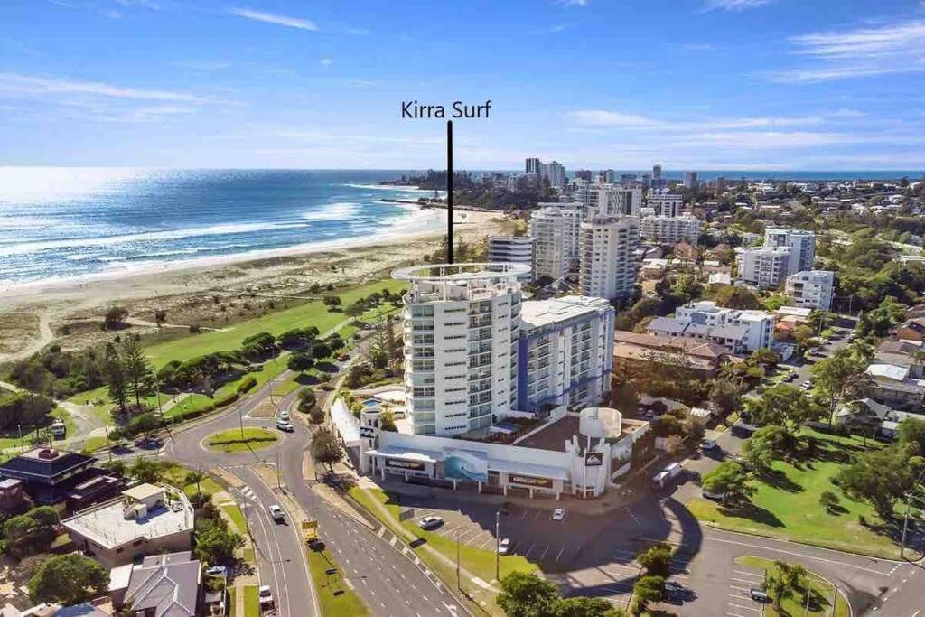 Beachfront Bliss, 3br Kirra Oasis- Pool And Sauna Apartment *