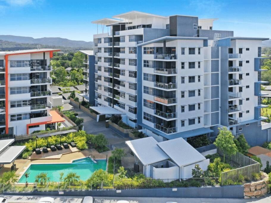 Two Bedroom In Robina Center * Gold Coast