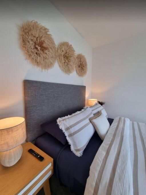 Broadbeach Stunner Modern And