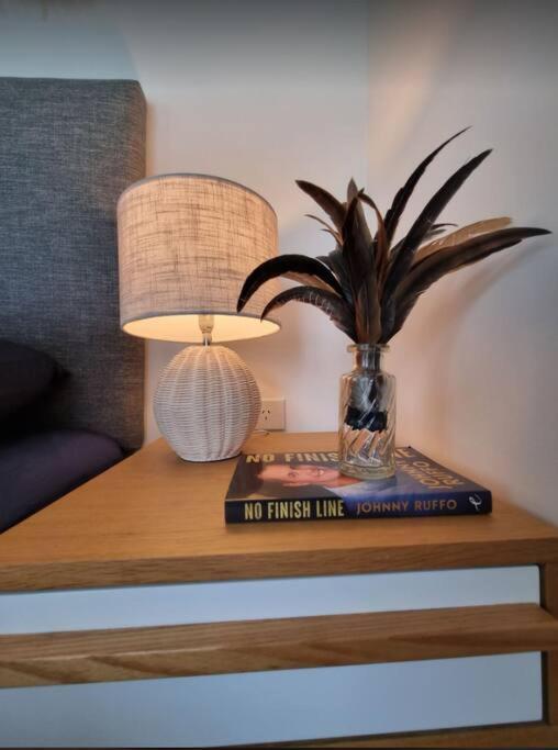 Apartment Broadbeach Stunner Modern And *