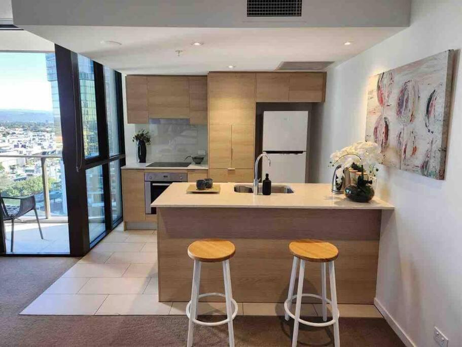 Broadbeach Business Or Leisure Gold Coast