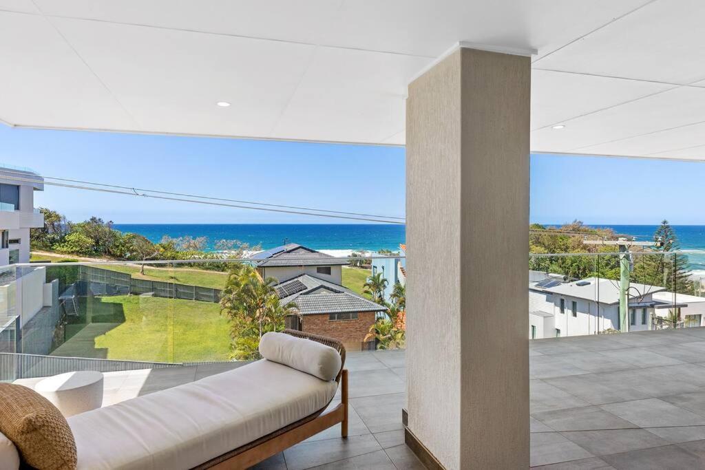 An Oasis By The With Ocean Views Daybed Bbq Apartment