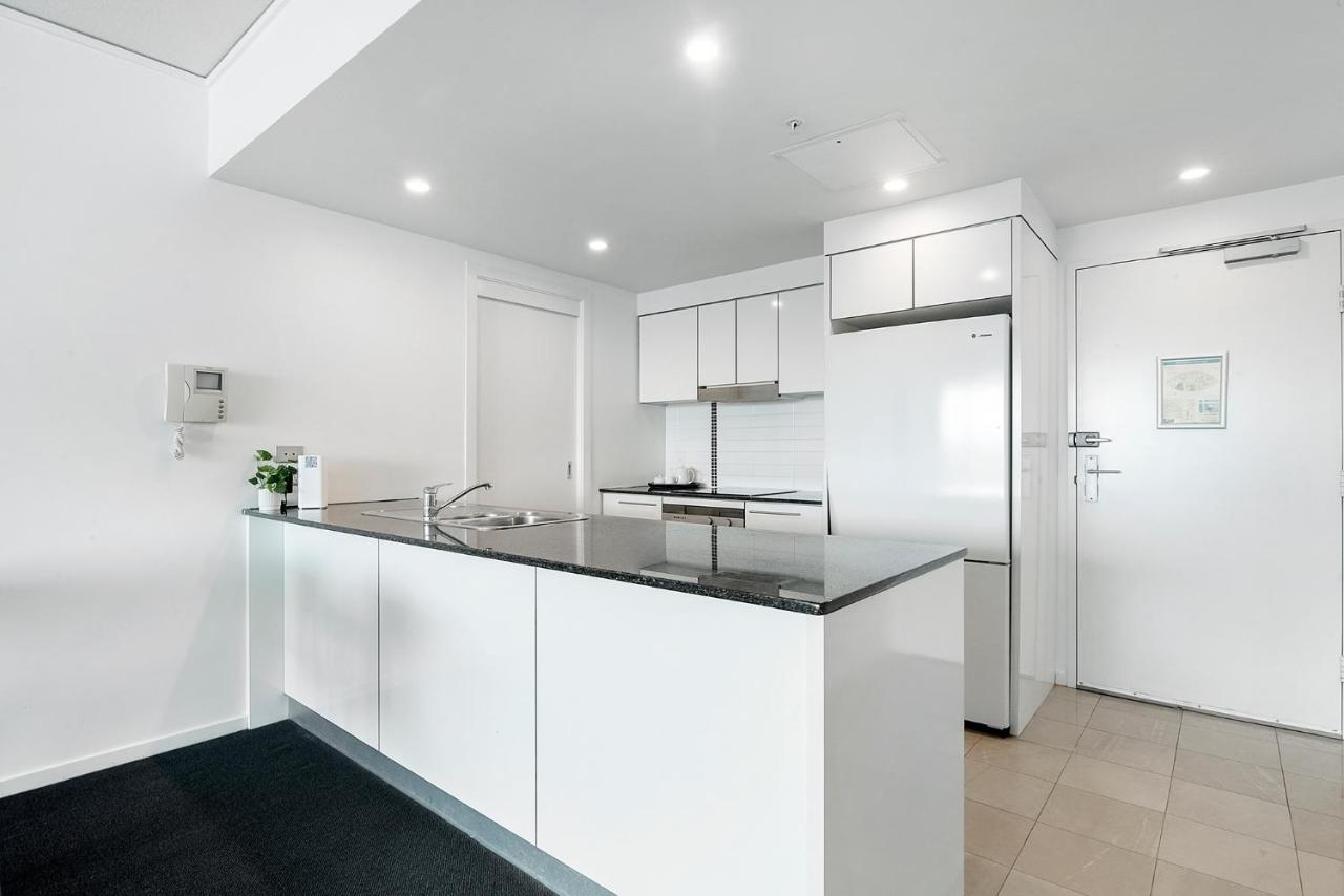 Apartment Sierra Grand Broadbeach - Self Contained & Privately Managed Gold Coast