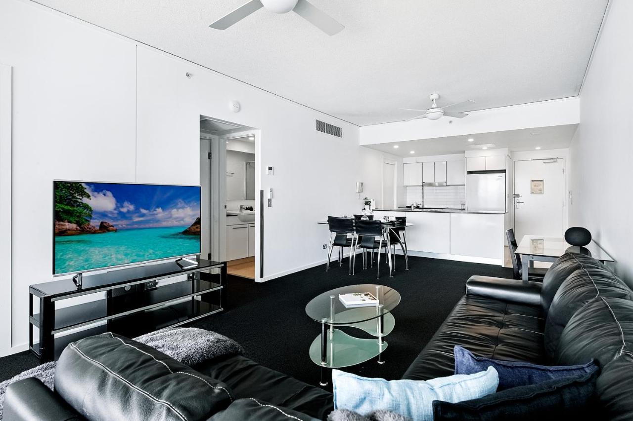 Apartment Sierra Grand Broadbeach - Self Contained & Privately Managed Gold Coast
