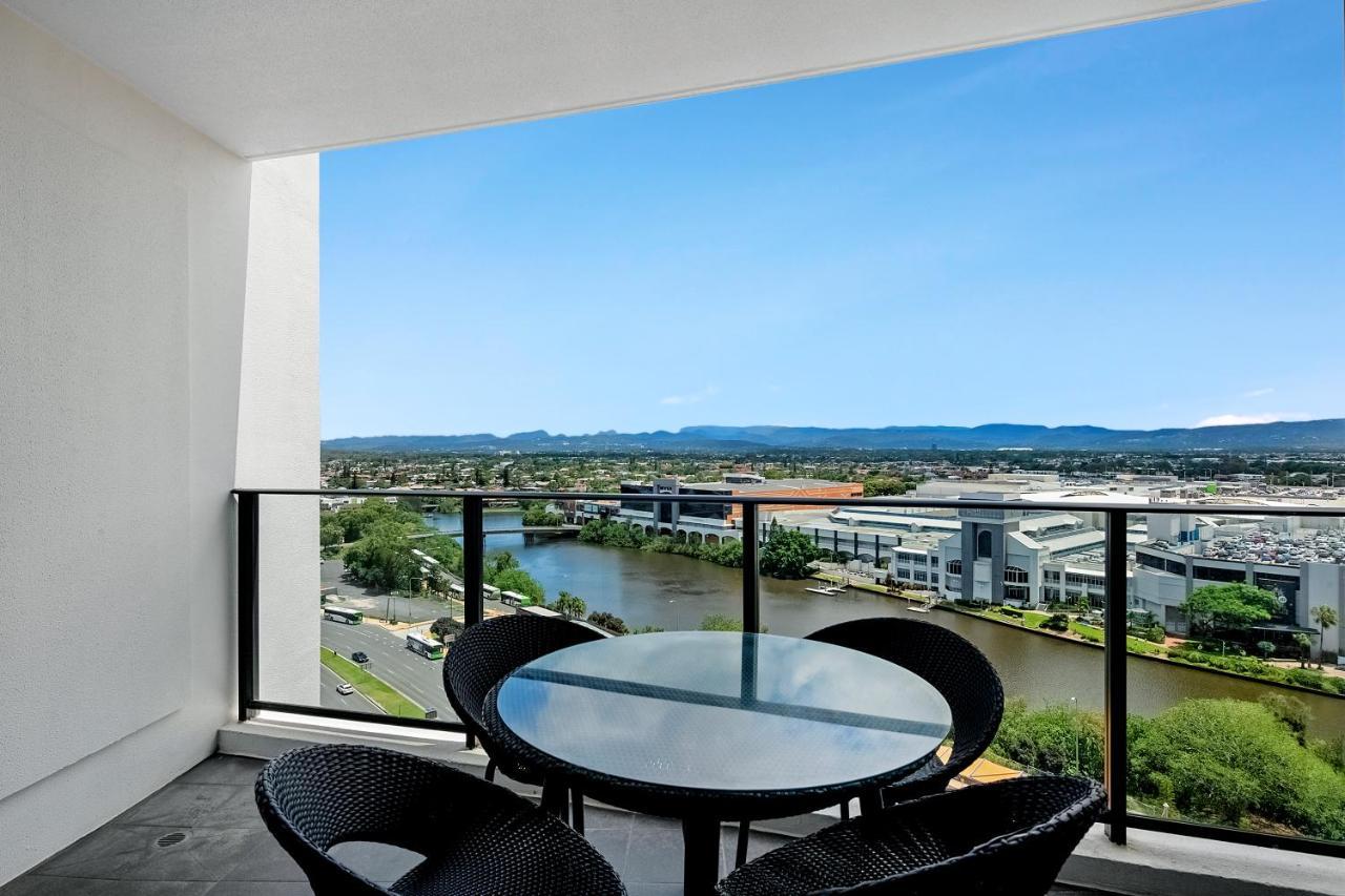 Apartment Sierra Grand Broadbeach - Self Contained & Privately Managed