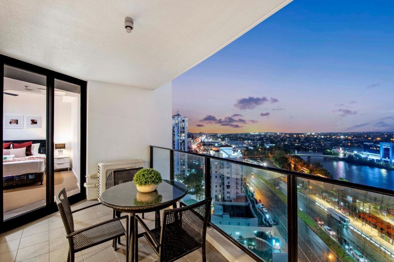 Sierra Grand Broadbeach - Self Contained & Privately Managed Apartment