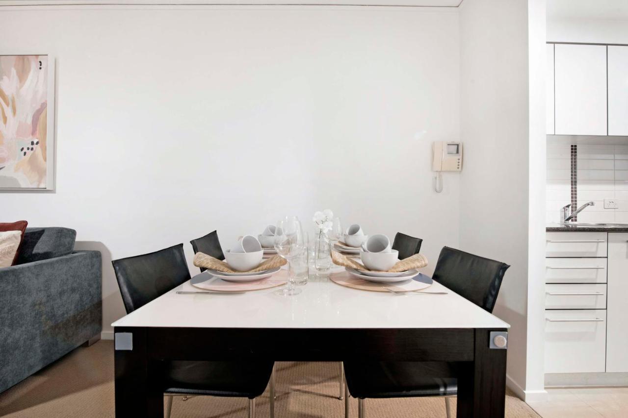 Sierra Grand Broadbeach - Self Contained & Privately Managed Apartment Gold Coast