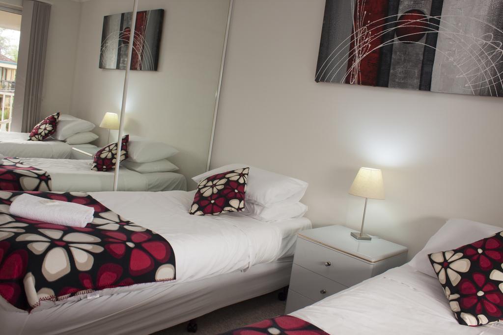 Bayview Bay Aparthotel 3*