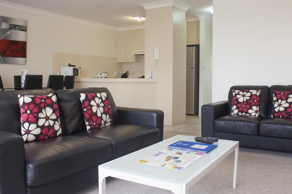 Bayview Bay Aparthotel 3*