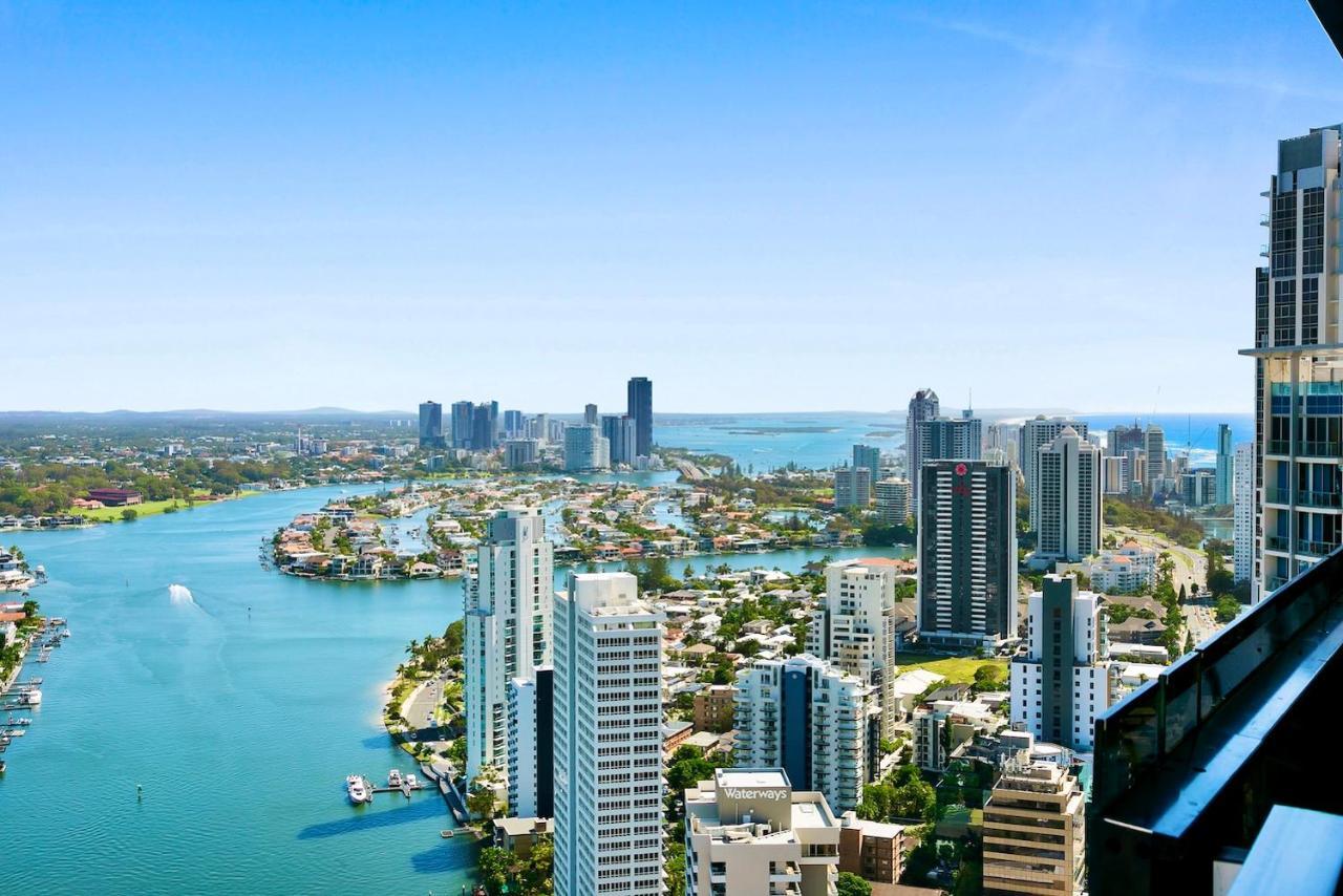Apartment Circle On Cavill Surfers Paradise Apartments-holiday Paradise *