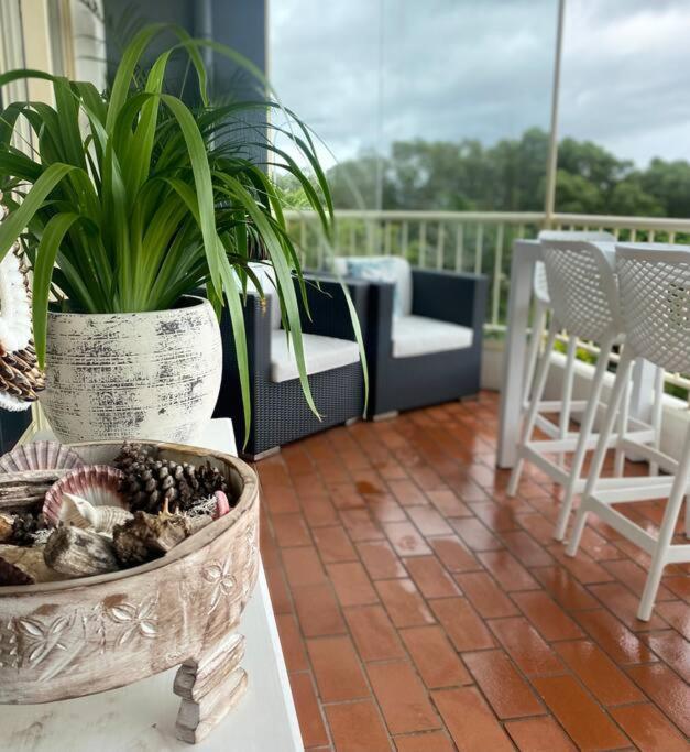 Currumbin Stunning Ocean Views! Apartment Gold Coast