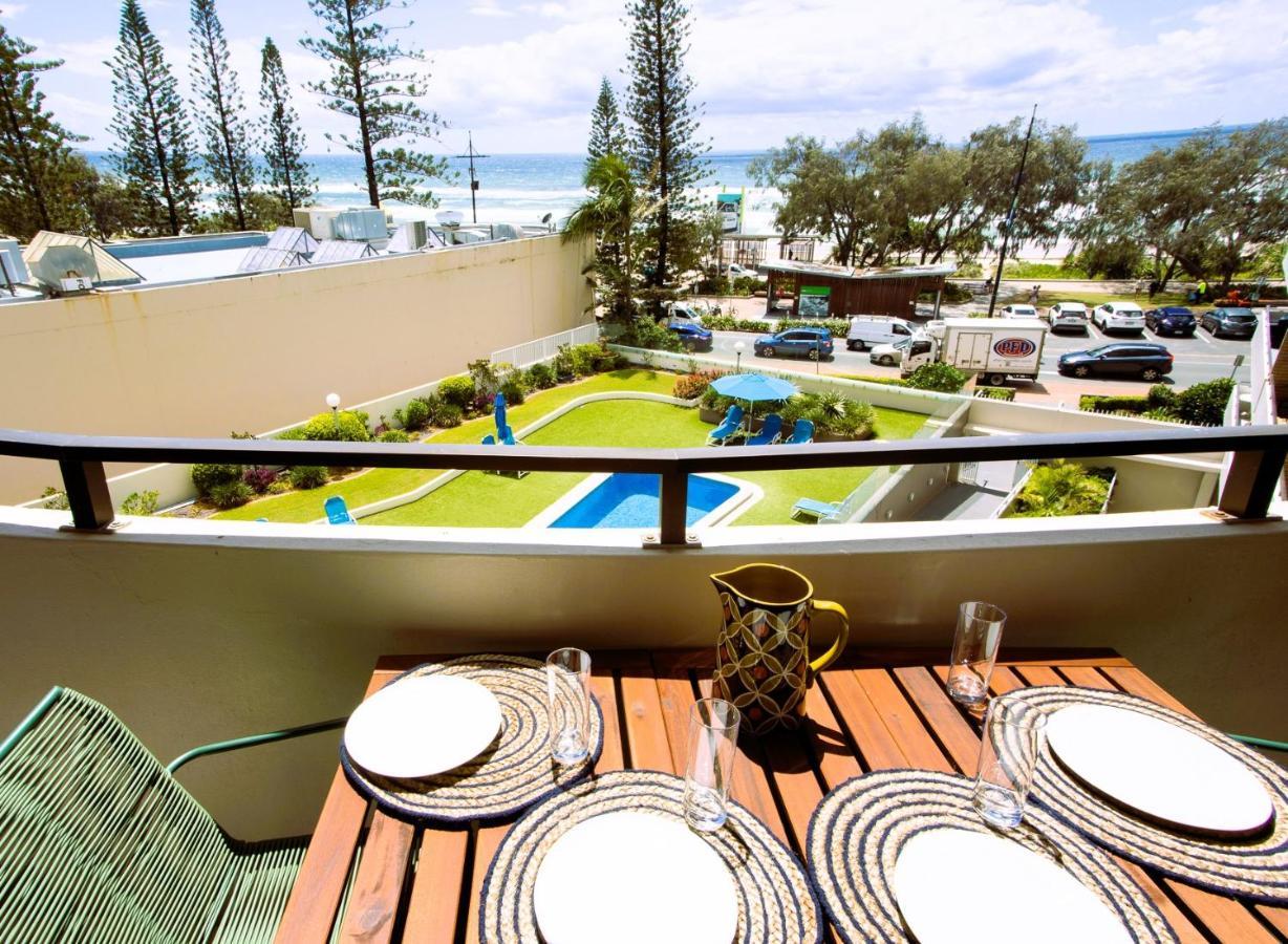 Apartment Fab Beachfront 2 Brm Apt In The Heart Of Surfers Gold Coast