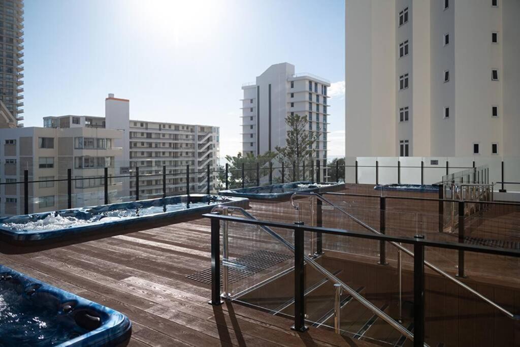 Apartment Coastal Views Gold Coast