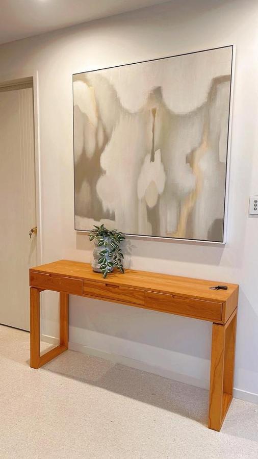 Grand Residences Near Helensvale Train Hospedagem domiciliar *