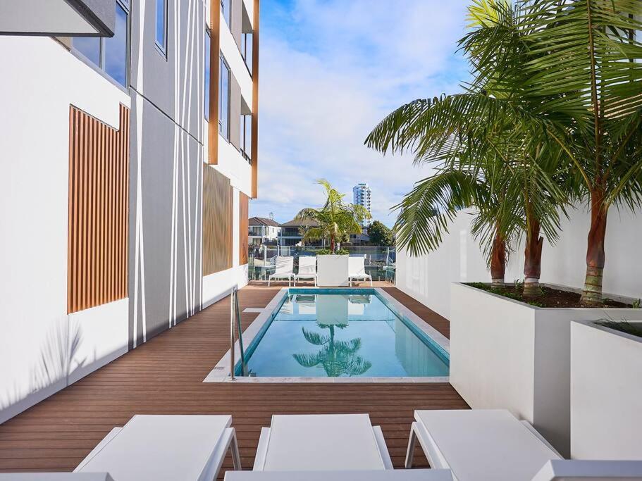 Apartment One Bedroom In Center Surfers Paradise Gold Coast