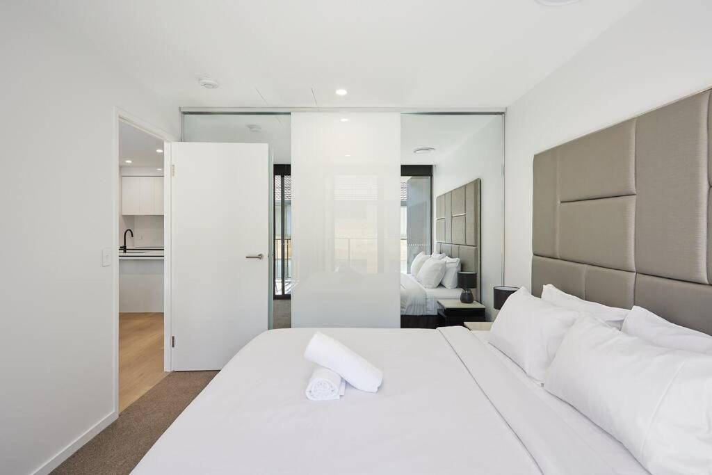 Apartment One Bedroom In Center Surfers Paradise Gold Coast