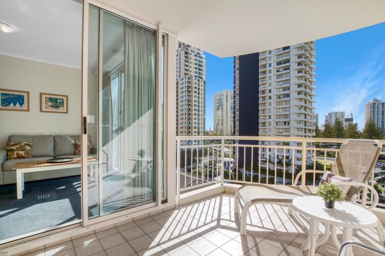 Apartment Ideal 1br Unit Near The With Pool Bbq And Wifi Gold Coast