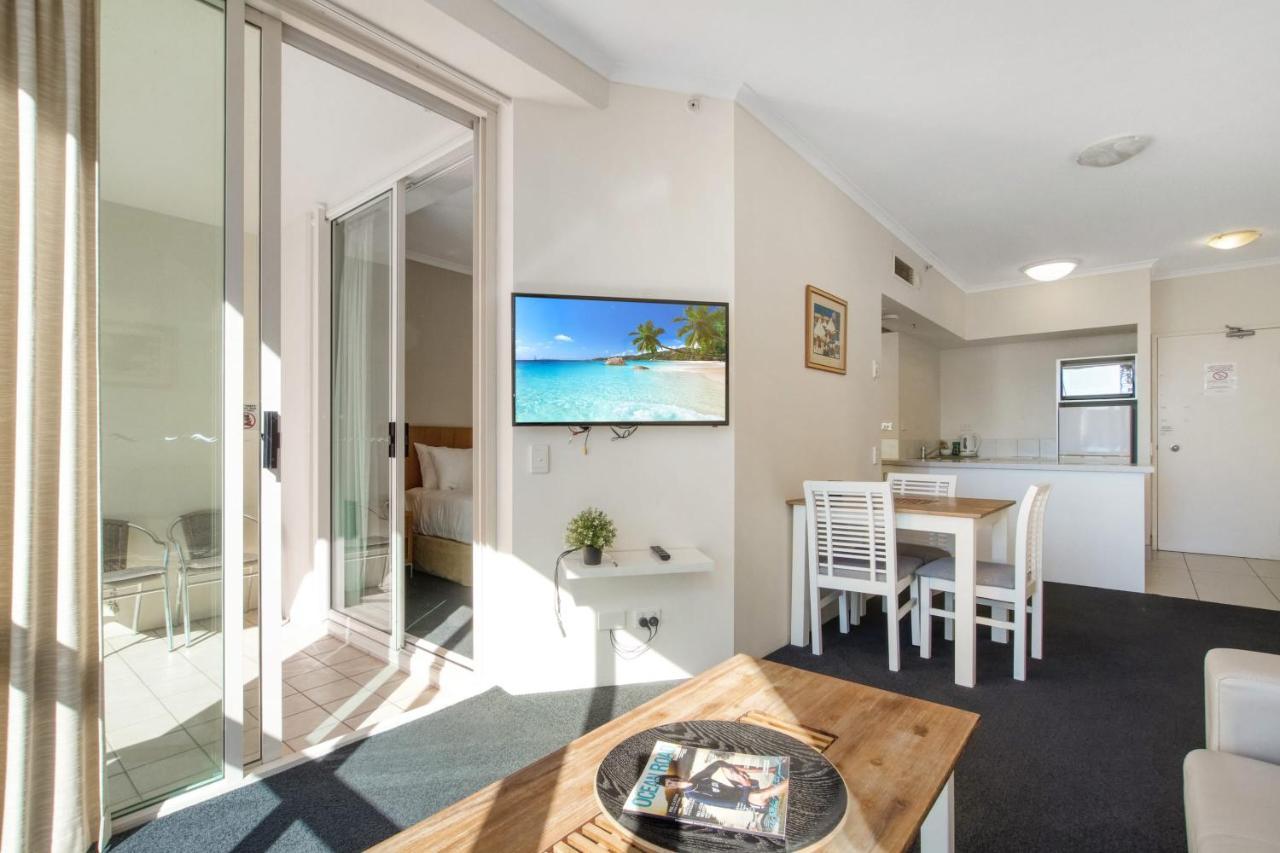Apartment Ideal 1br Unit Near The With Pool Bbq And Wifi