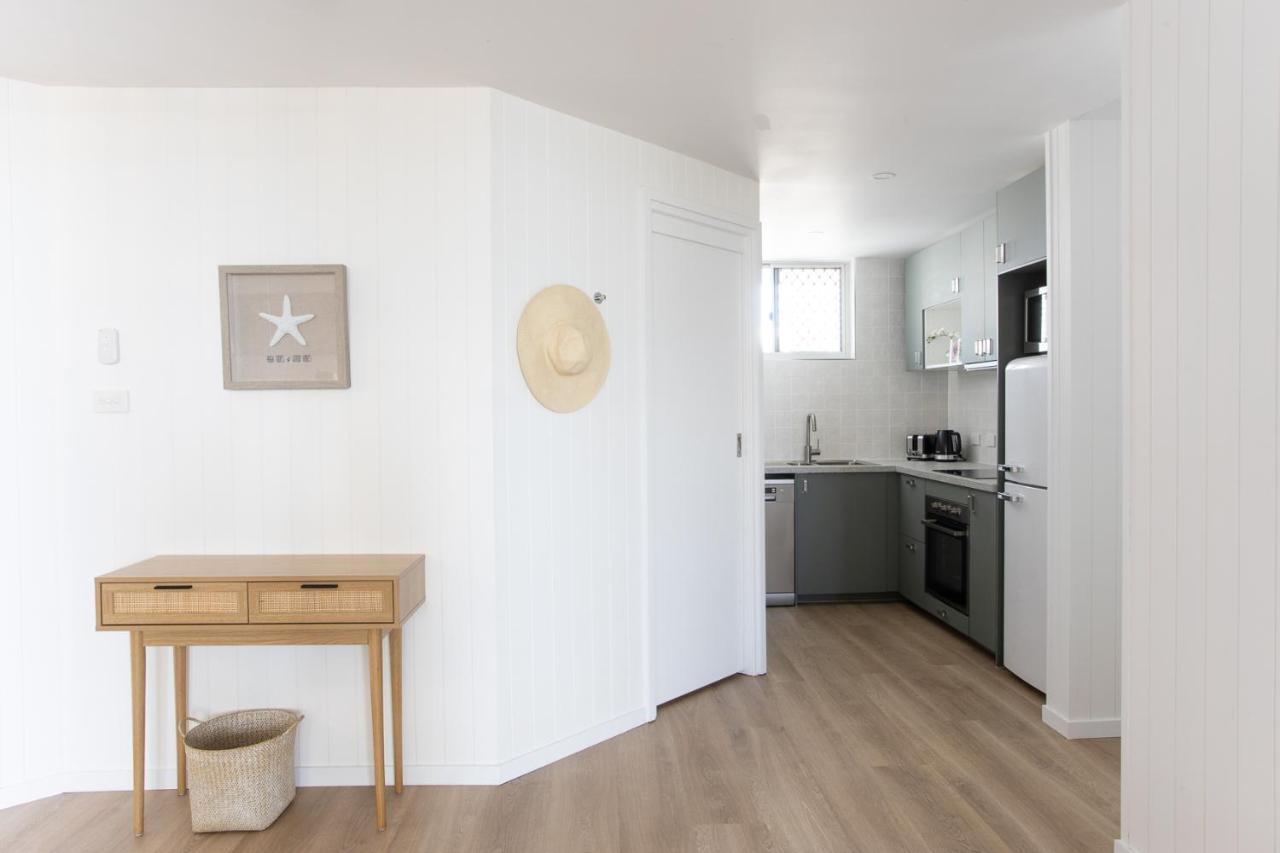 Fab Beachfront 2 Brm Apt In The Heart Of Surfers Apartment Gold Coast